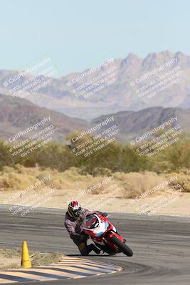 media/Nov-16-2025-Race Pace (Sun) [[8c5fa54630]]/Non Verified Riders (1st 20 Minutes)/2-Turn 10 (1010am)/